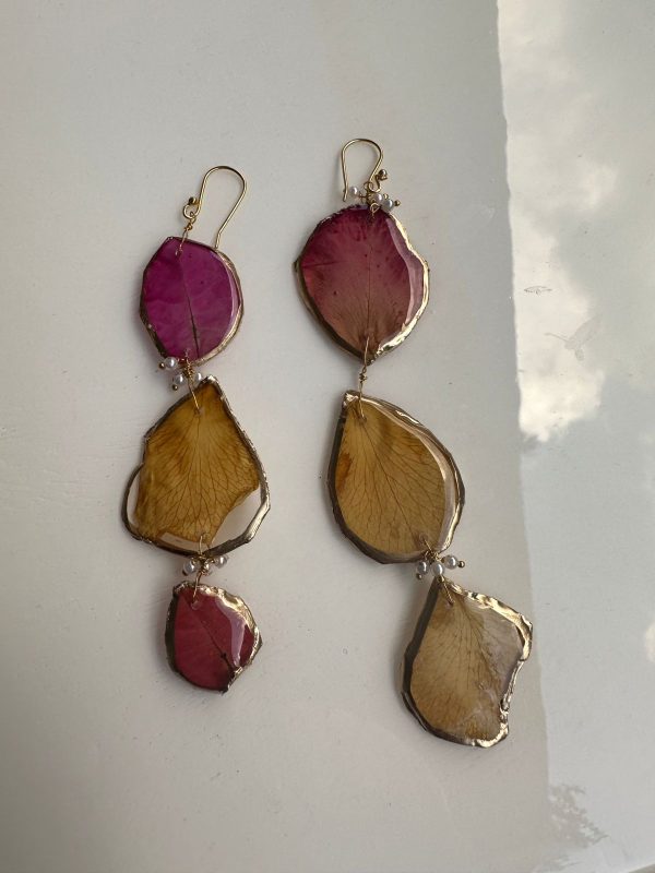 ’Flower & Resin’ earrings - Pair 9